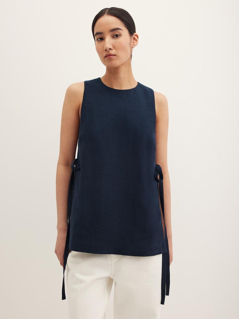 Жилет с завязками