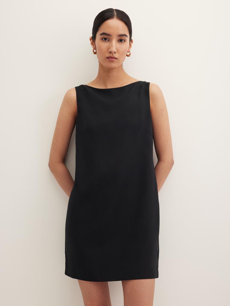 Платье мини черного цвета