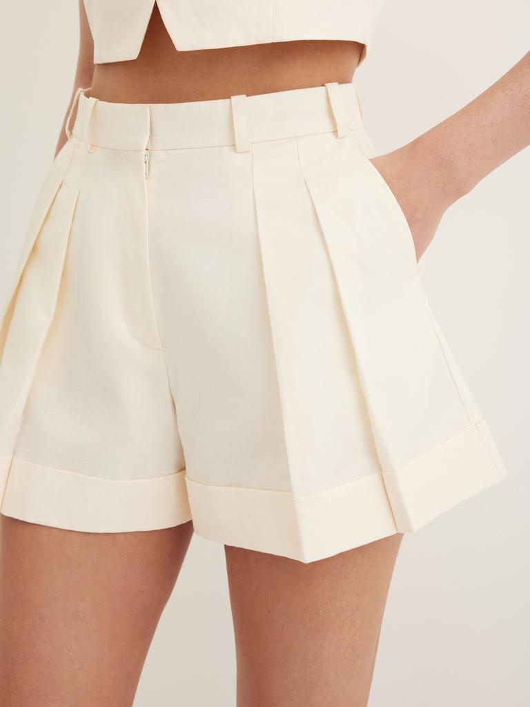 Шорты со складками