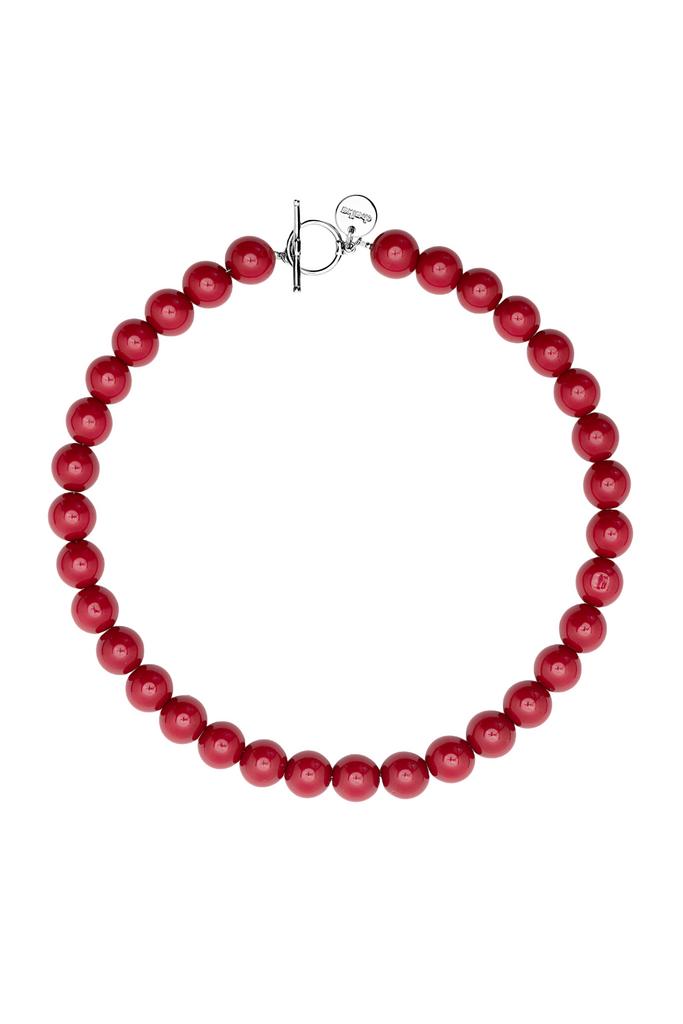 Бусы с красными бусинами