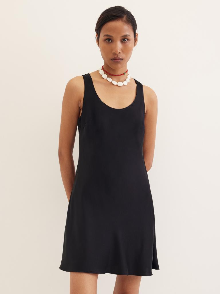 Черное платье мини