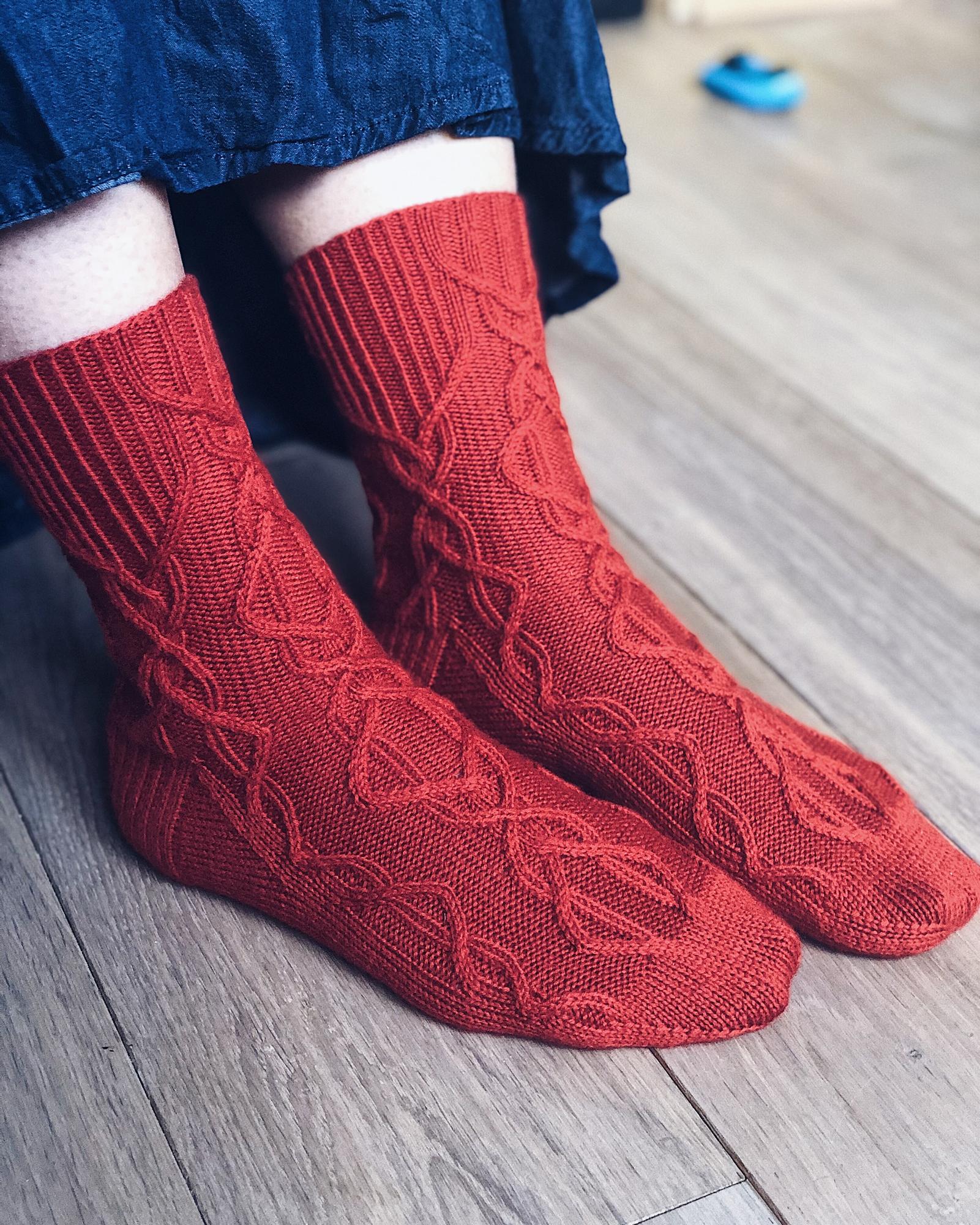 ELEGANT SOCKS