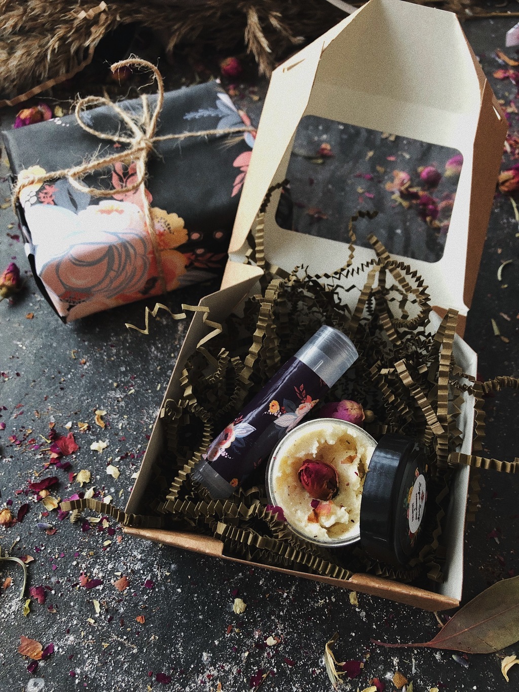 Набор для губ "Поцелуй розы"