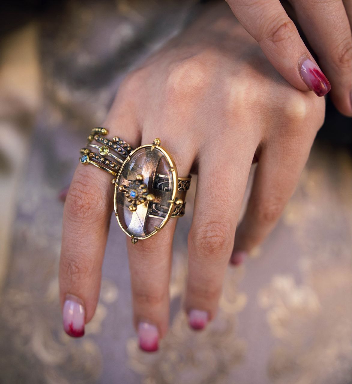 Кольцо с хрустальной линзой