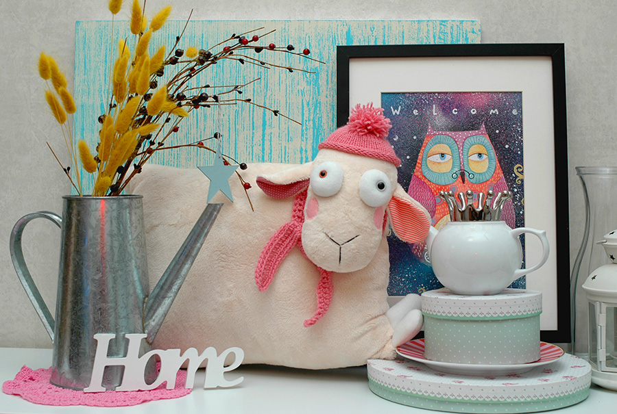 Овца в шапке