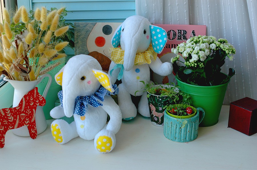 Слоны цирковые