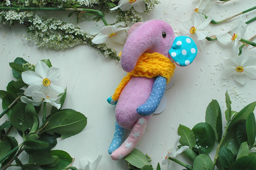 слоник сиреневый