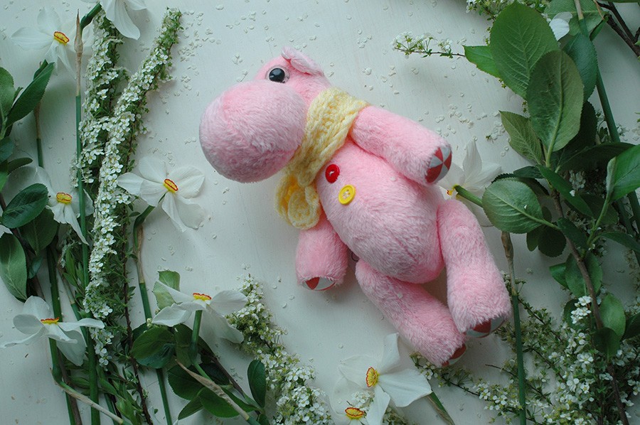 бегемотик розовенький