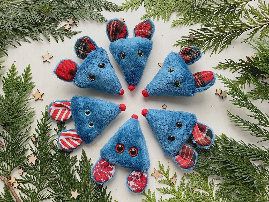 мышки голубые