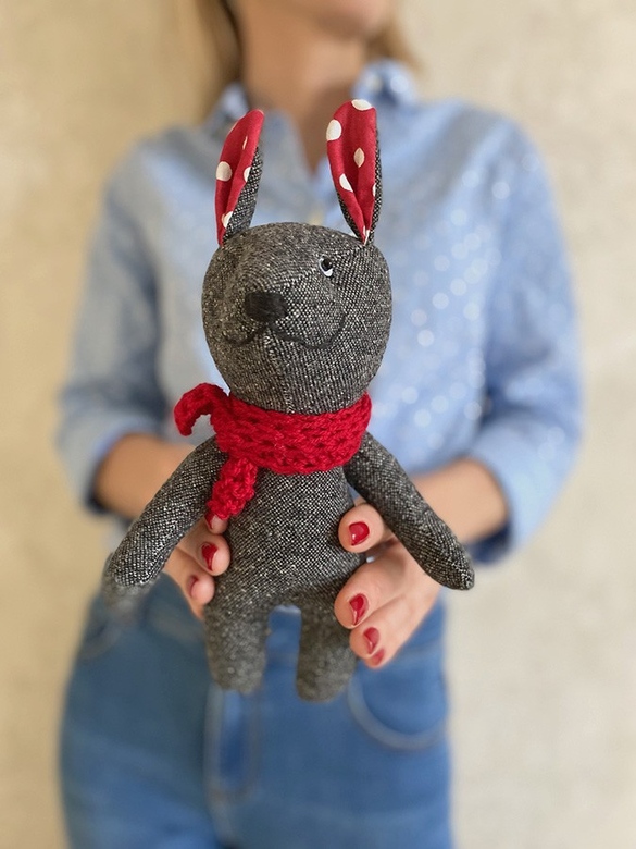 заяц шерстяной