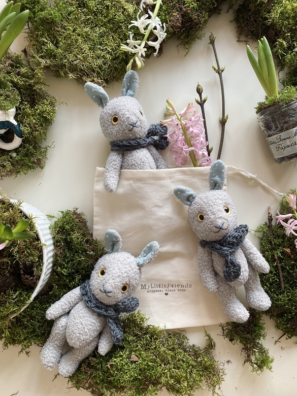 Зайка серый