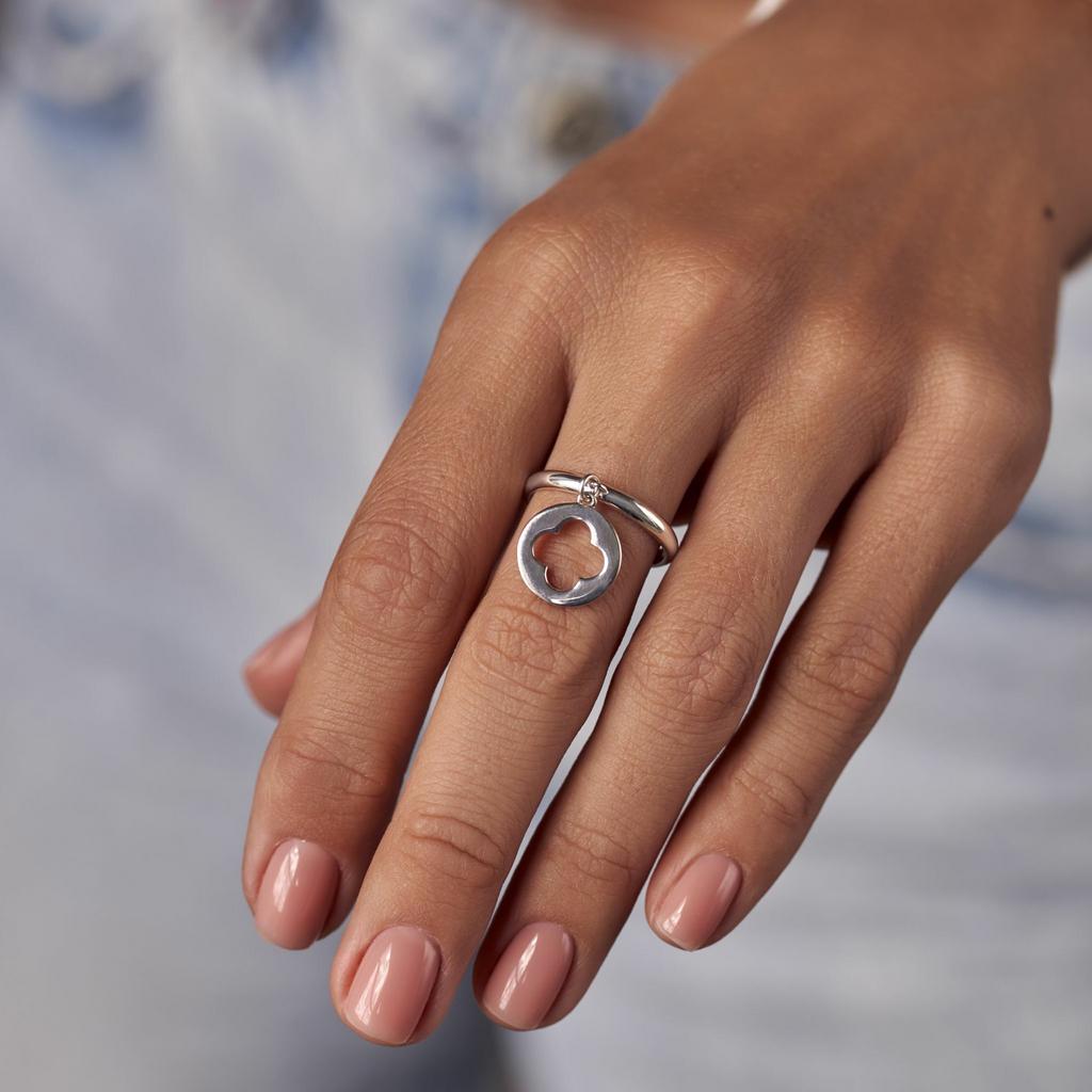 Кольцо с медальоном "Luck" (Ag 925)