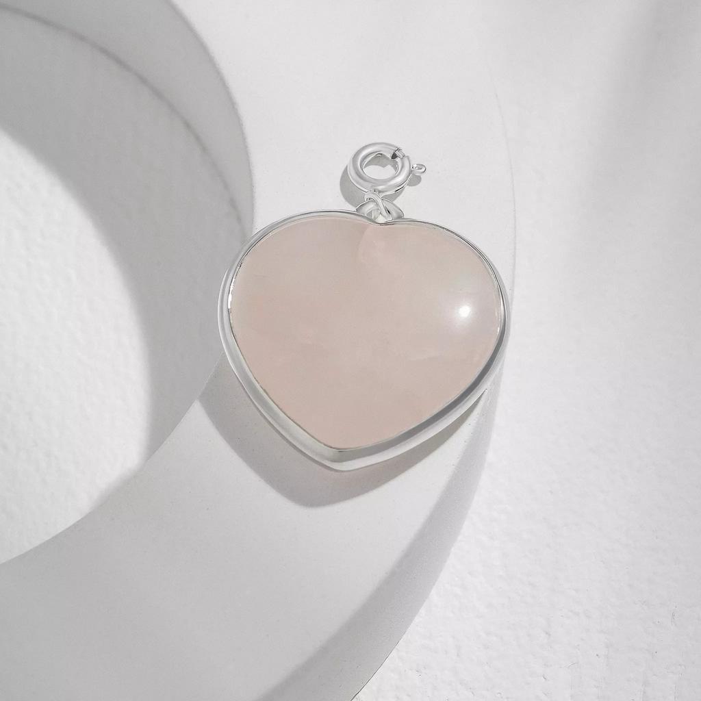 Подвеска с сердцем из розового кварца (на карабине) (Ag 925)