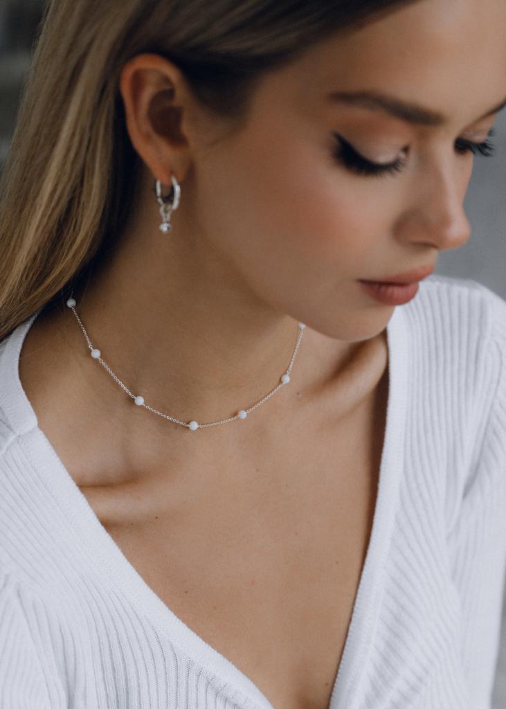 Подвеска с бусинами белого агата (Ag 925)