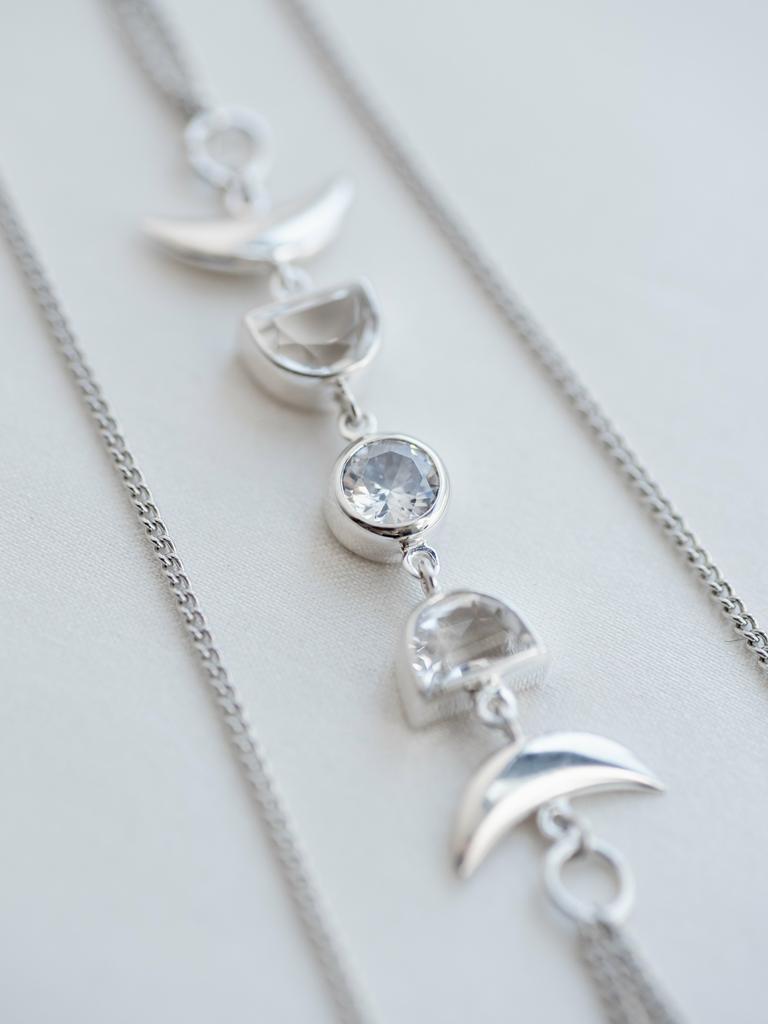 Бодичейн лунный цикл (горный хрусталь) (Ag 925)