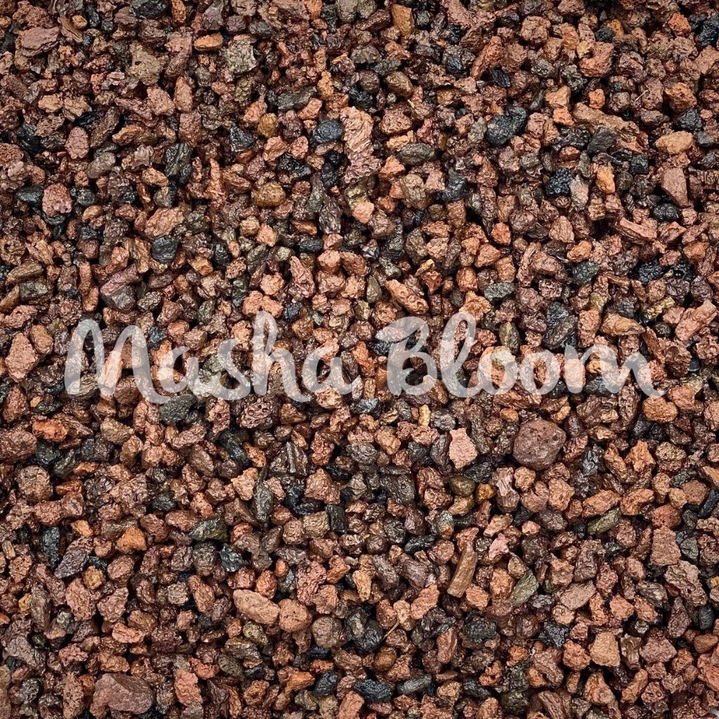 Вулканическая лава  Masha Bloom для аквариума коричневая (лавовая крошка) 4-6  мм