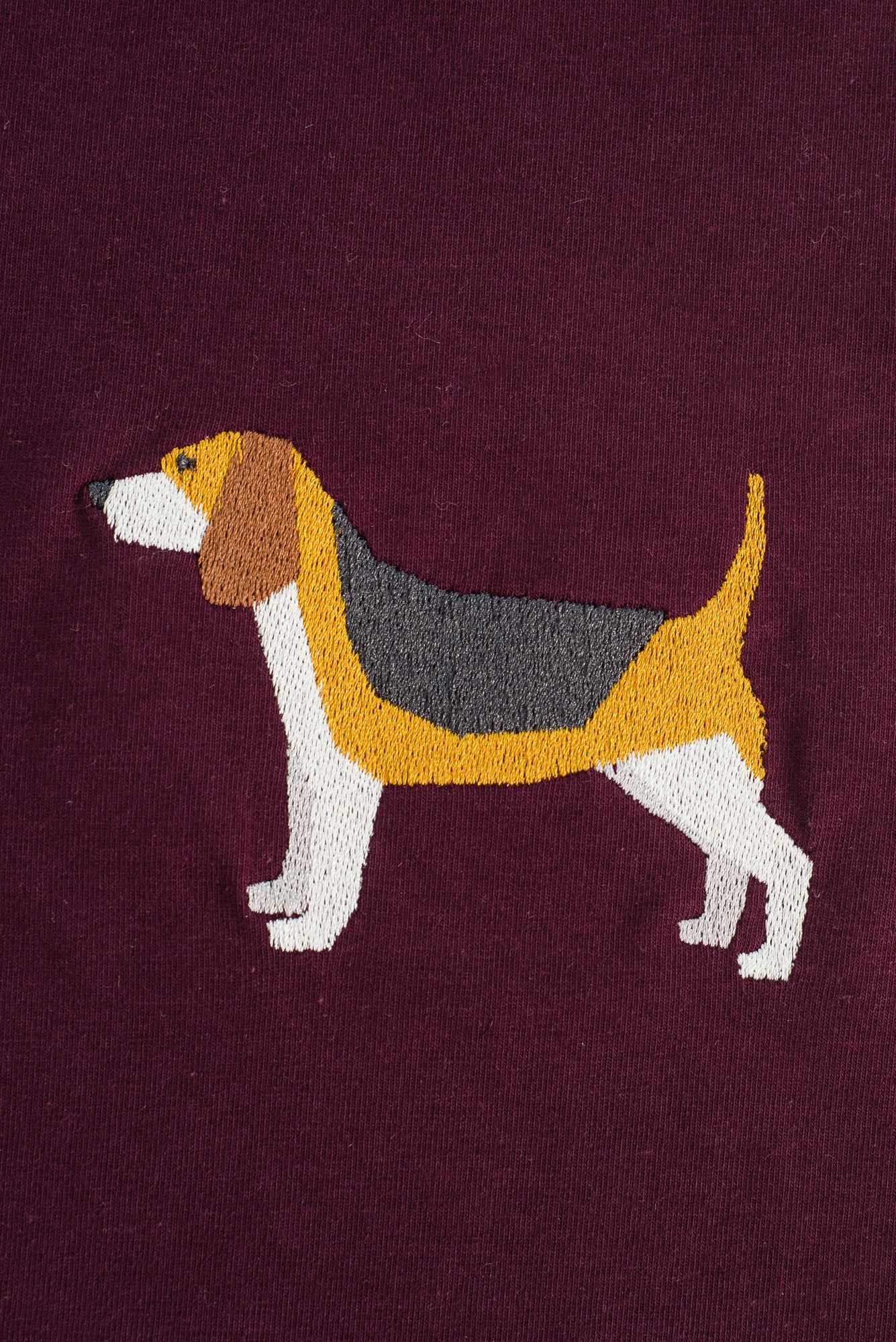Beagle maroon T-shirt