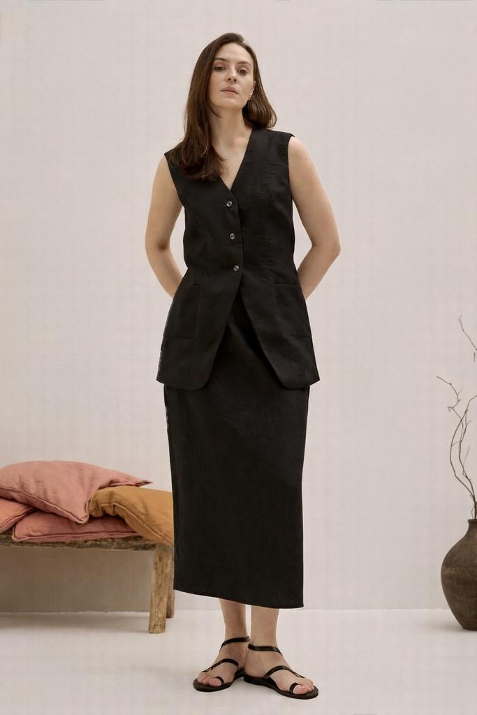 ЖИЛЕТ ЧЕРНЫЙ ИЗО ЛЬНА