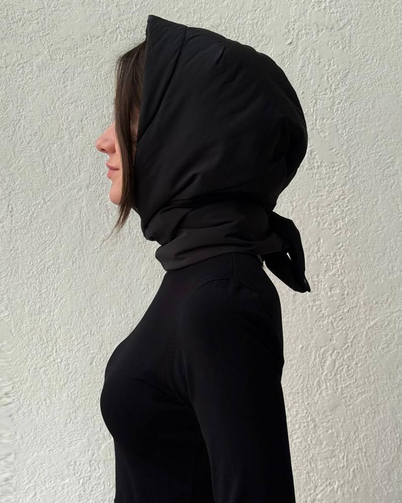 ЧЕРНАЯ ДУТАЯ КОСЫНКА