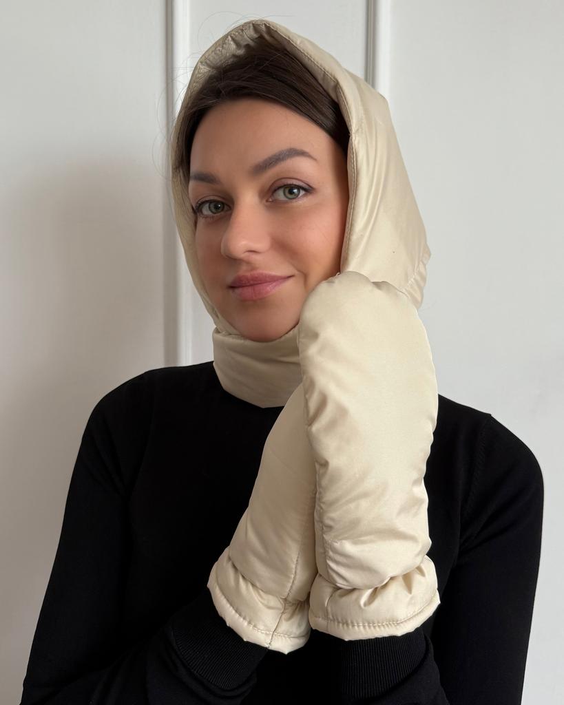 БЕЖЕВАЯ ДУТАЯ КОСЫНКА