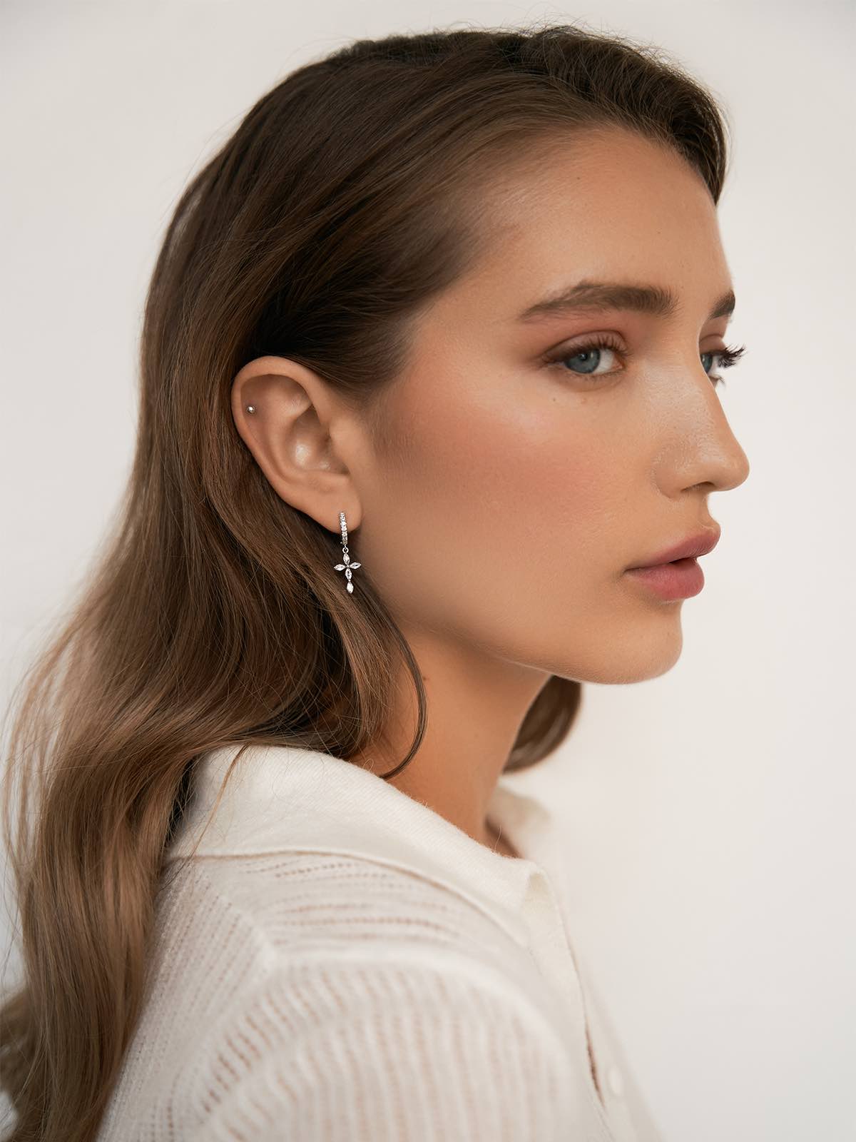 серьги-кликеры с крестиком