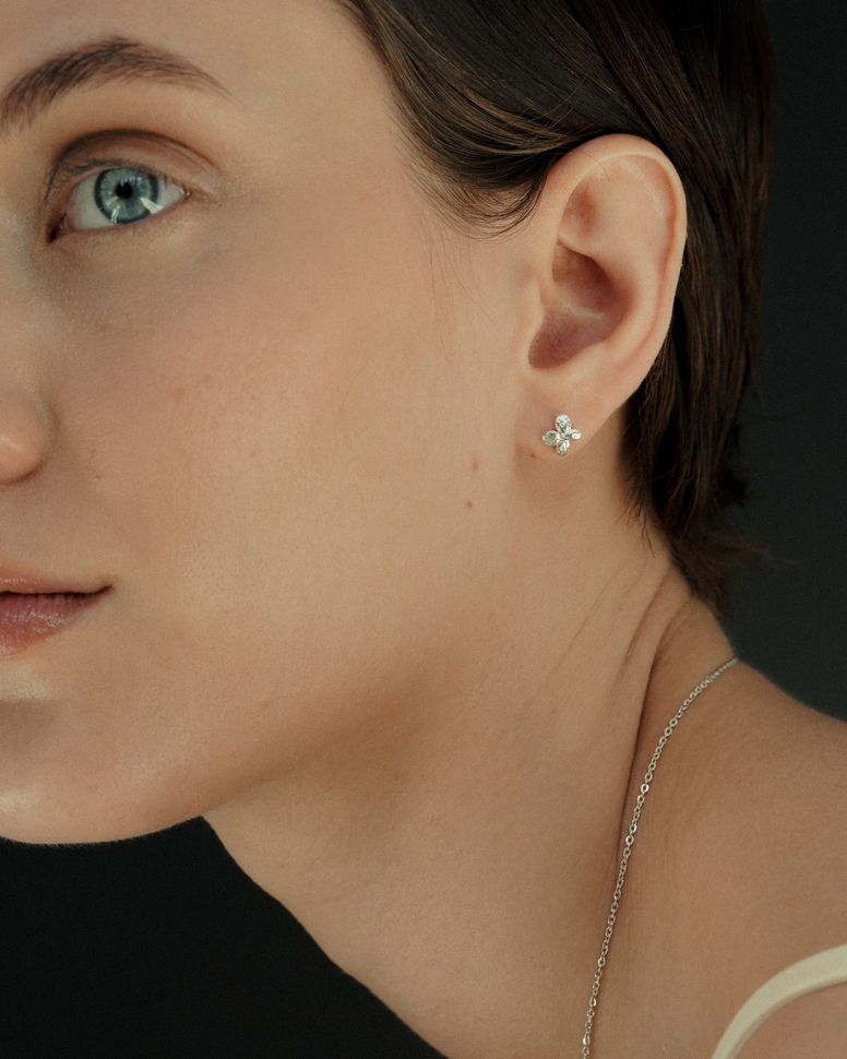 серьги-пусеты Гортензия мини