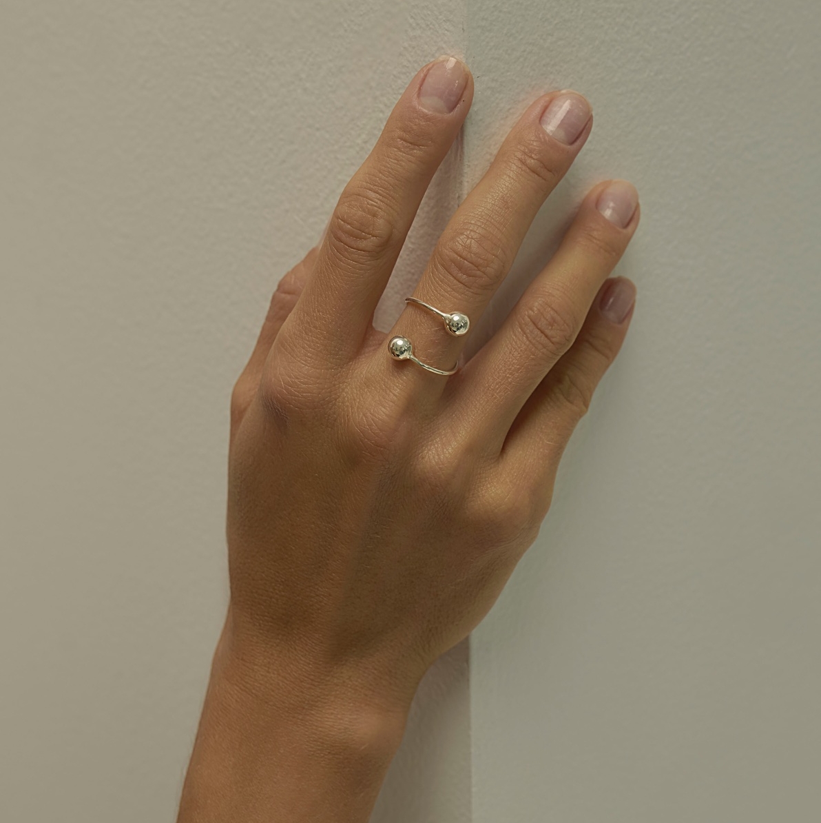 кольцо Витое с шариками