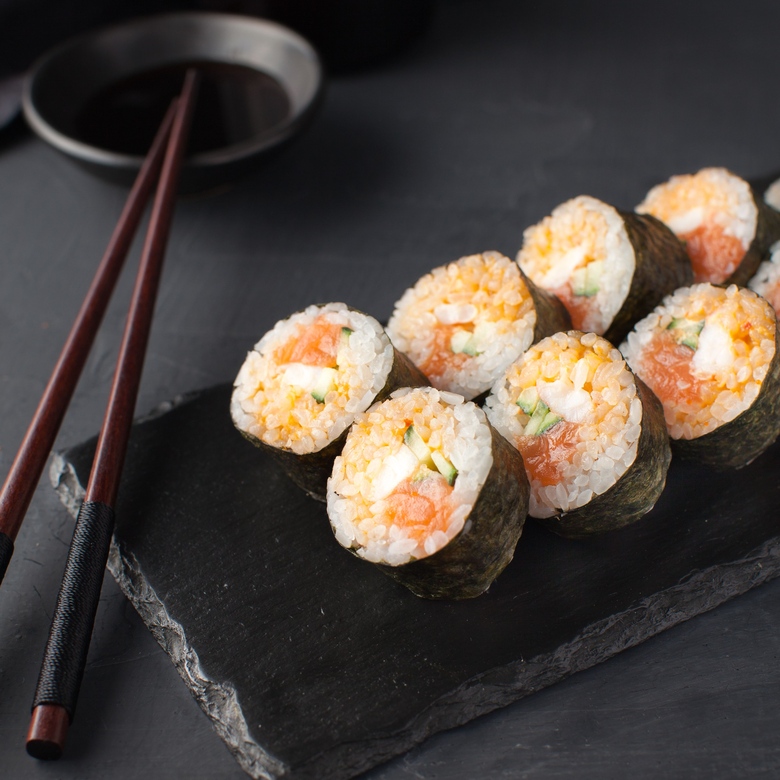 ТОМ ЯМ РОЛЛ