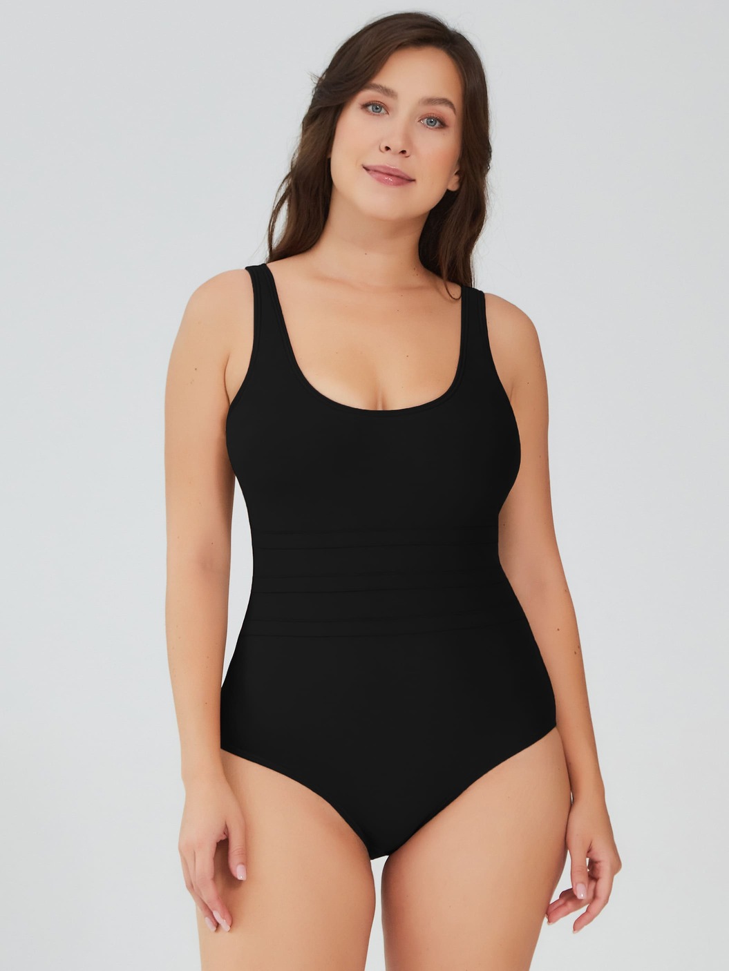 Купальник слитный спортивный (черный)