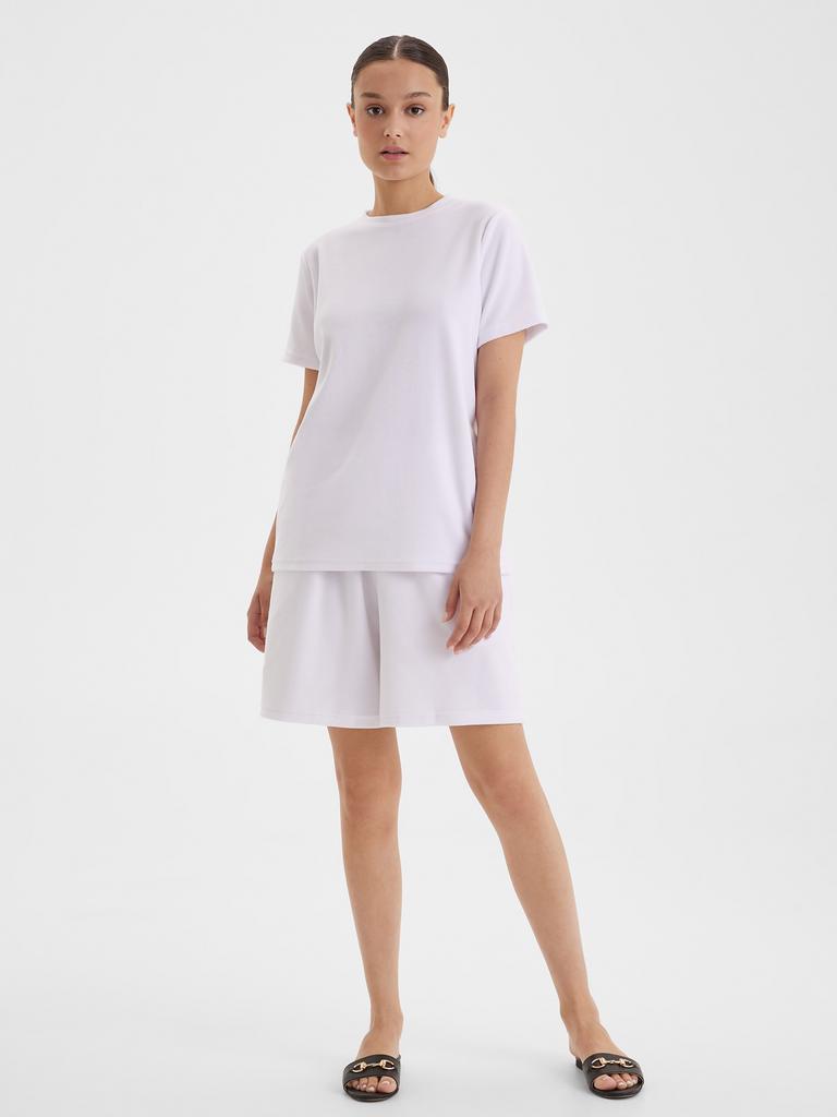 Костюм велюровый с шортами (белый)