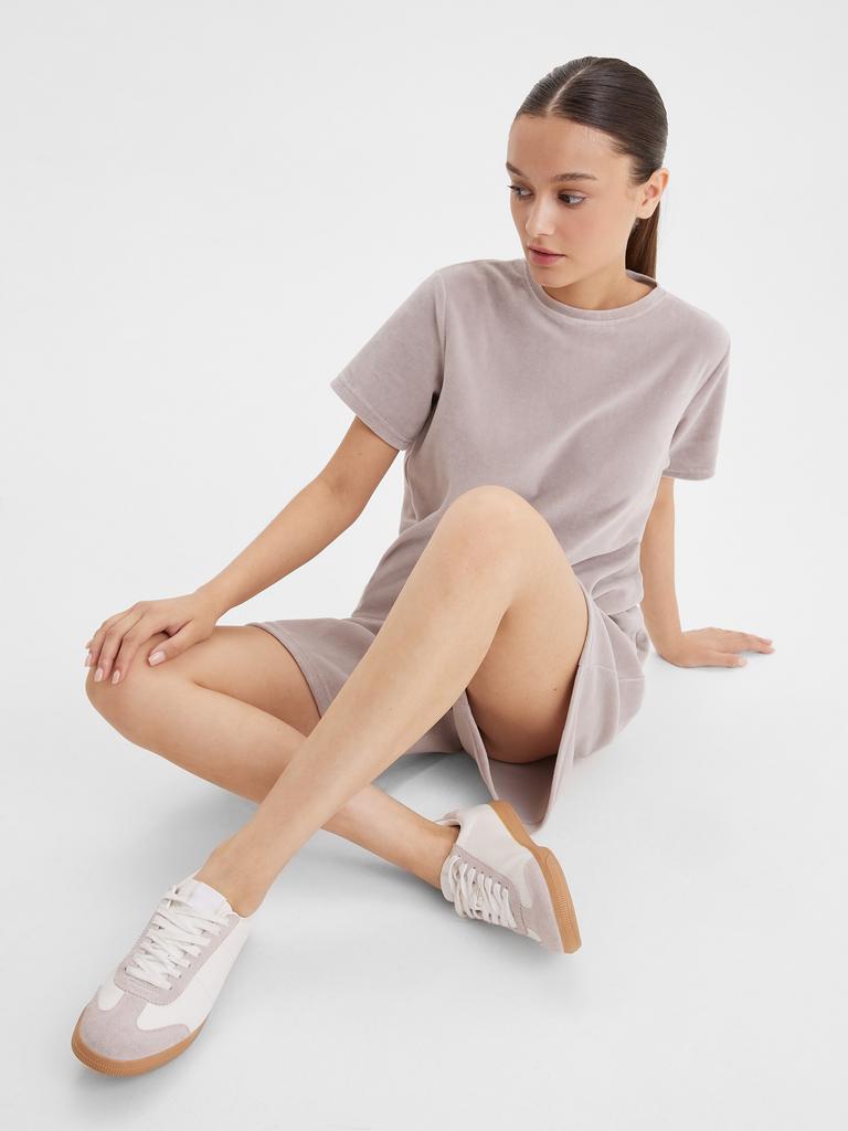 Костюм велюровый с шортами (серый)