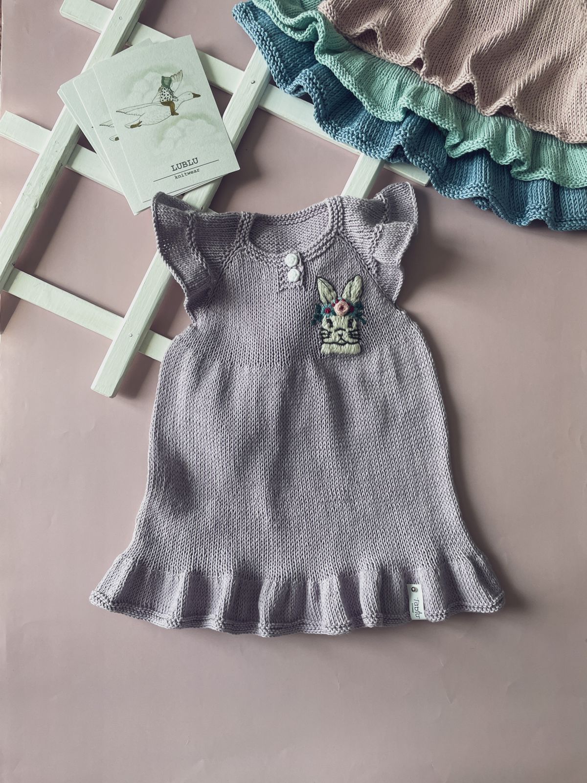 Описание "FLOWER MEADOW DRESS"