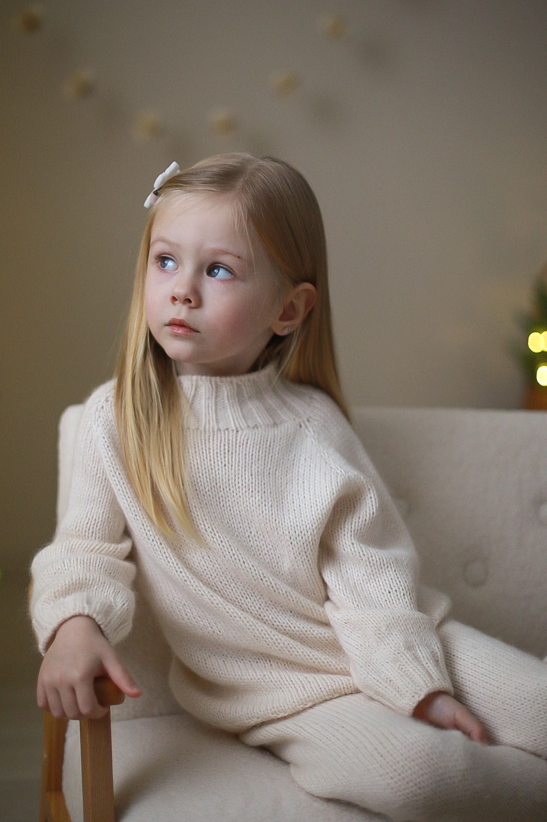 Описание свитера "STREET STYLE SWEATER"