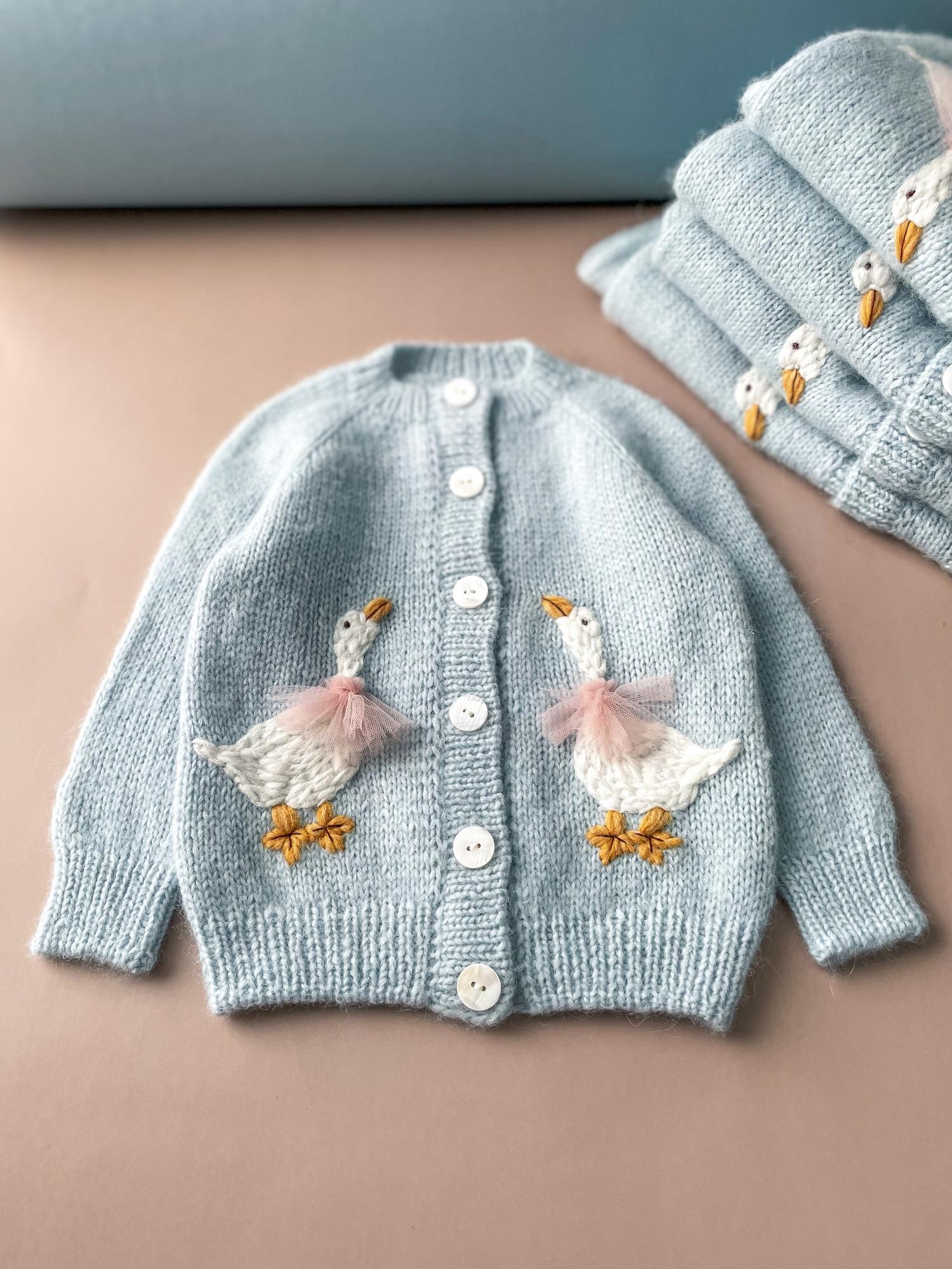 Описание кардигана «GOOSY CARDI» (Кардиган + вышивка)