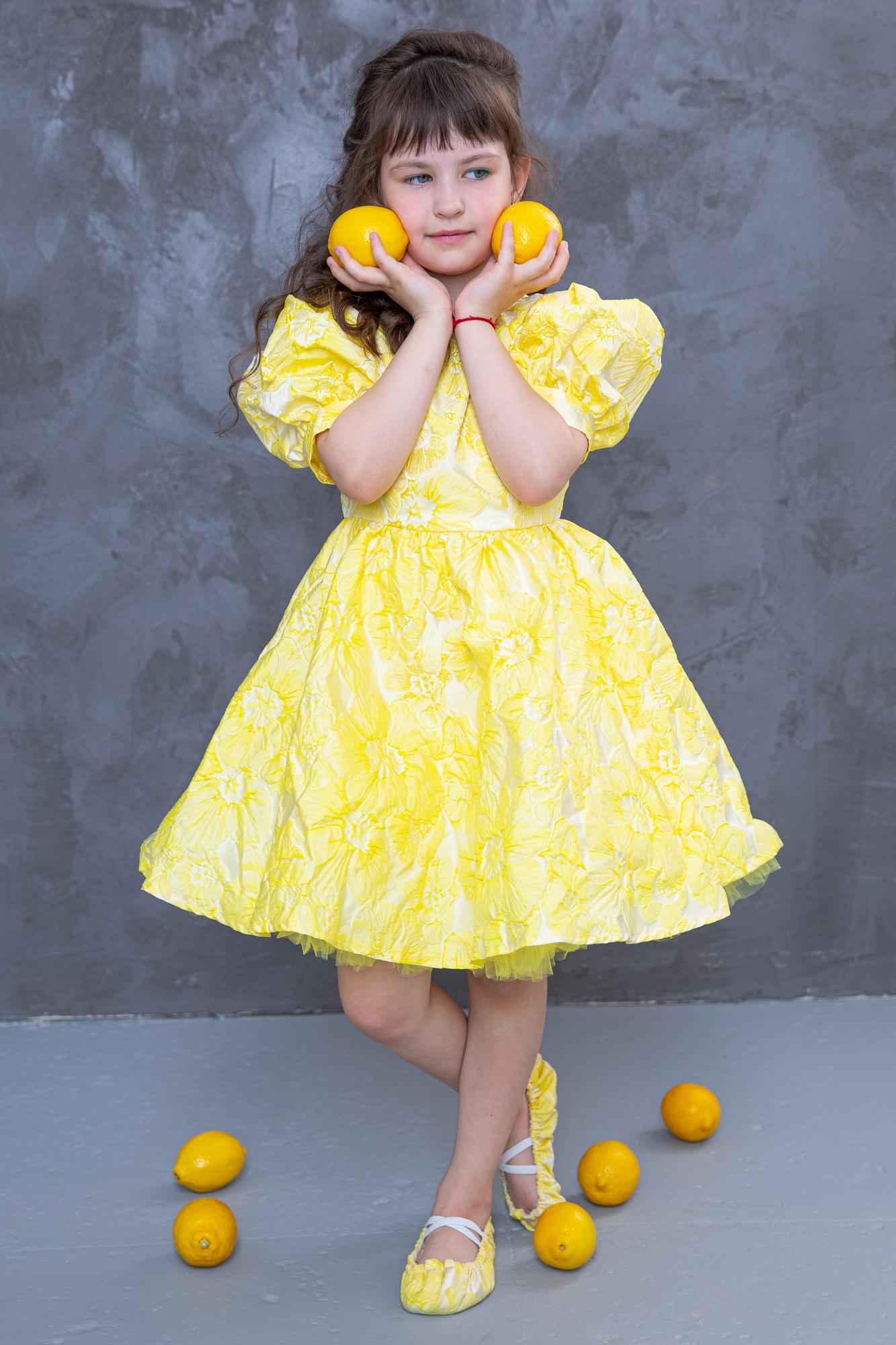 Платье из жаккарда с фатиновой пачкой