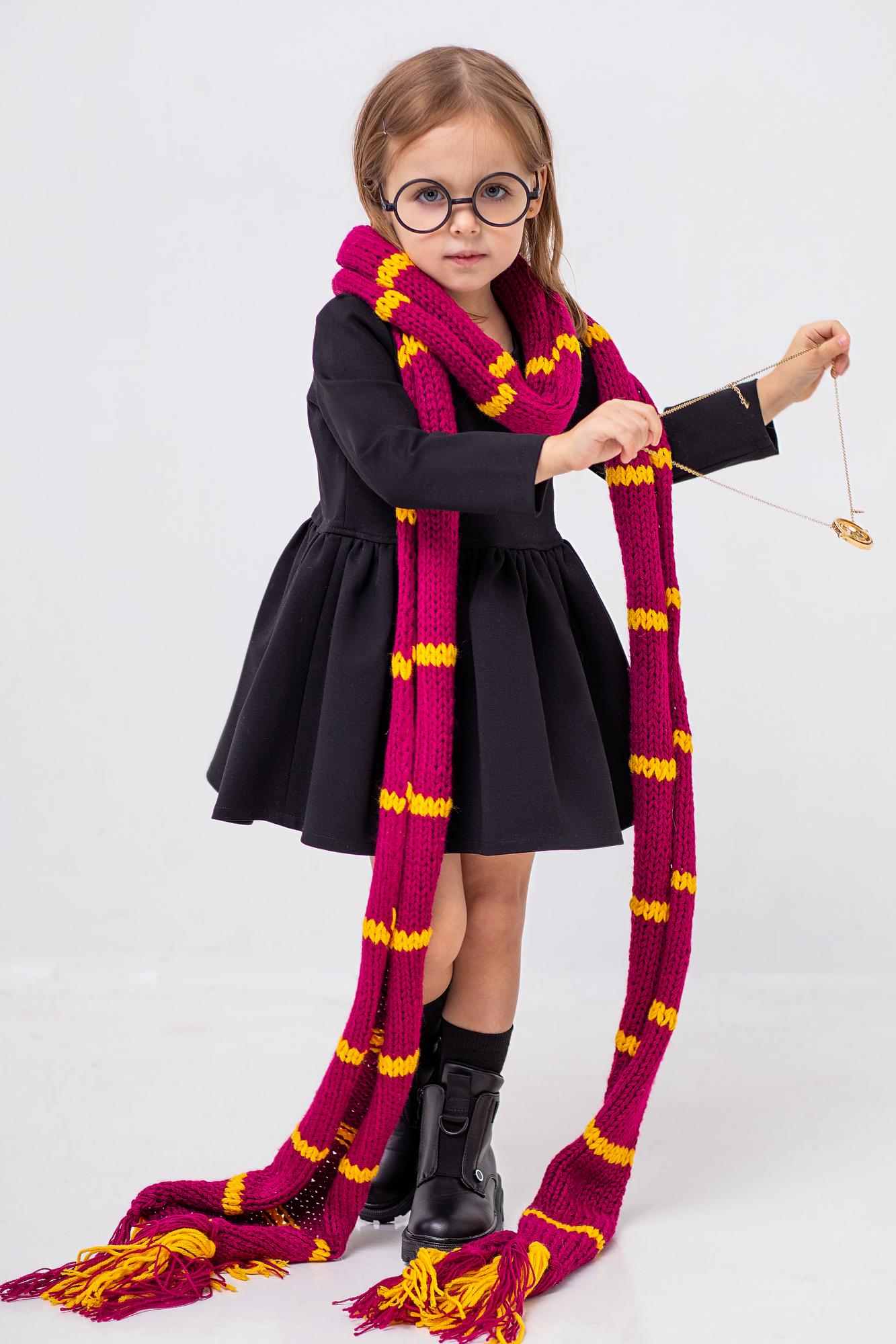 Платье из плотного трикотажа