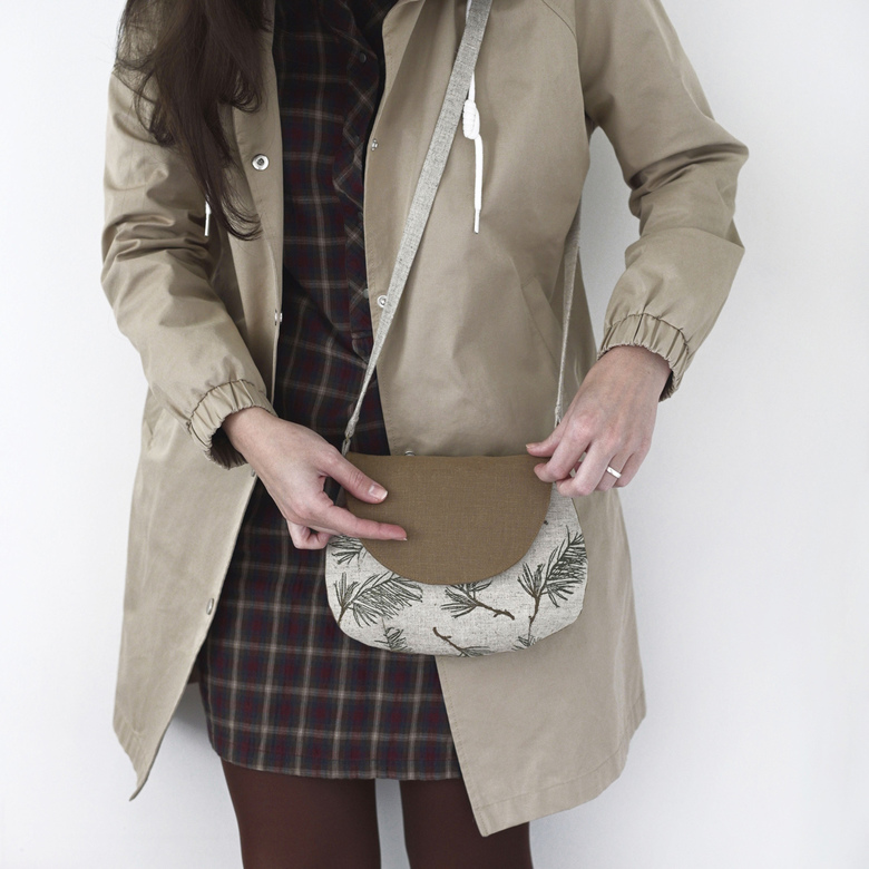 Cross body bag "Pine tree branches"