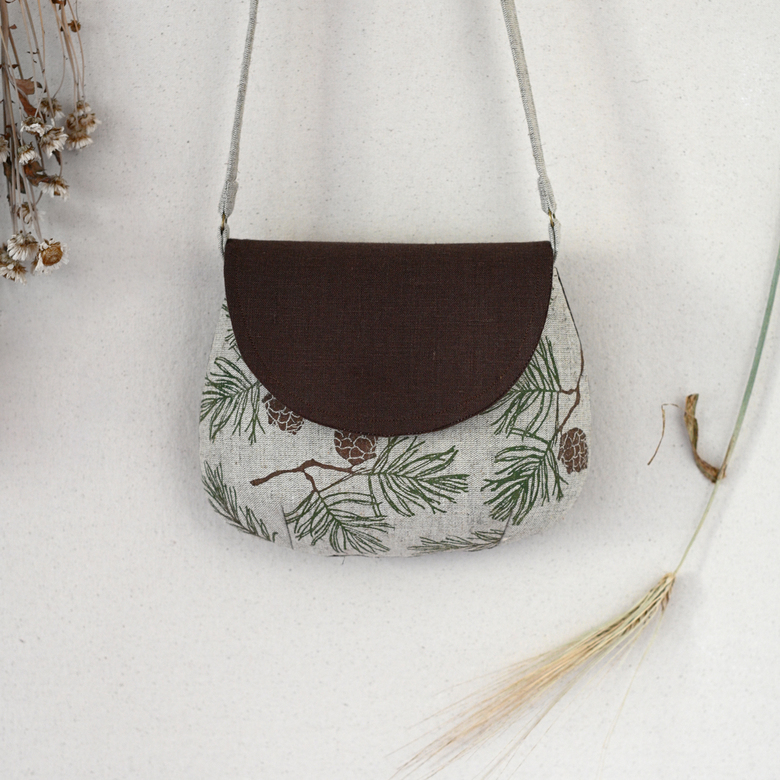 Cross body bag "Larch cones"