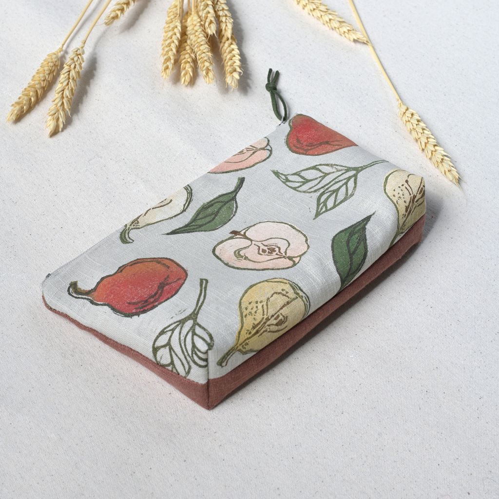 Linen Beauty pouch "Fruits"