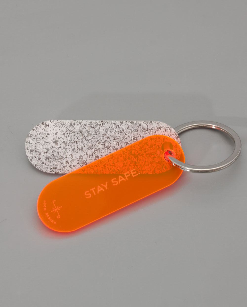 Брелок STAY SAFE