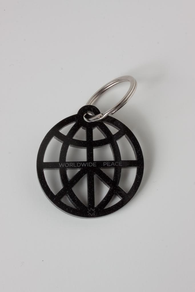 Брелок Worldpeace