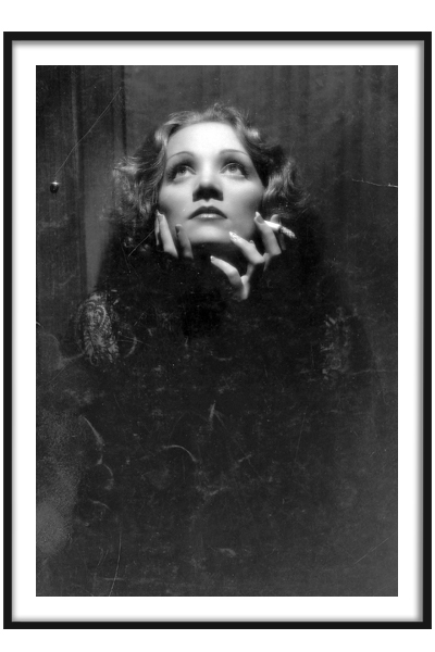 Постер Марлен Дитрих