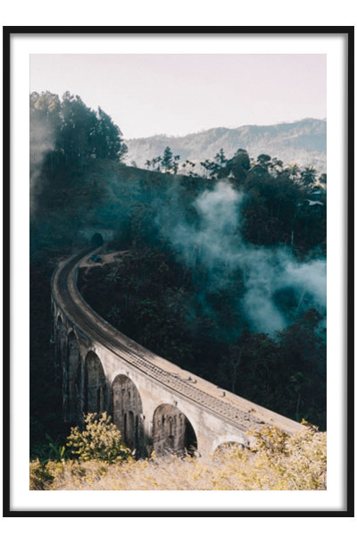 Постер Мост в лесу