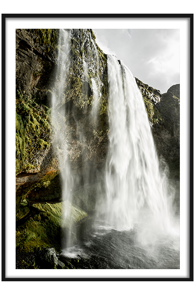 Постер  Водопад