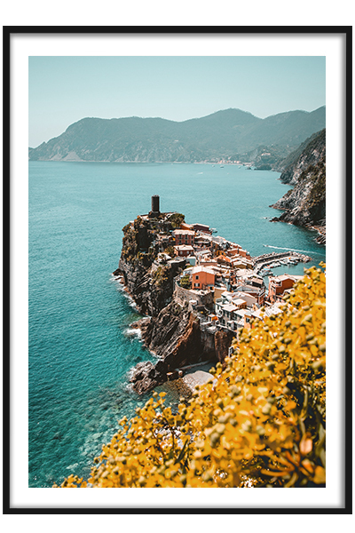 Постер Цветущий утёс Чи́нкве-Те́рре