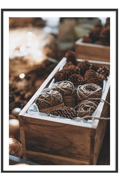 Постер ШИШКИ В КОРОБКЕ