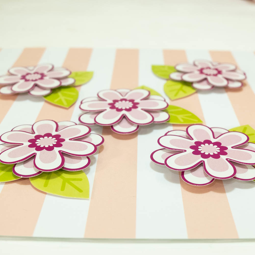 Цветы из картона