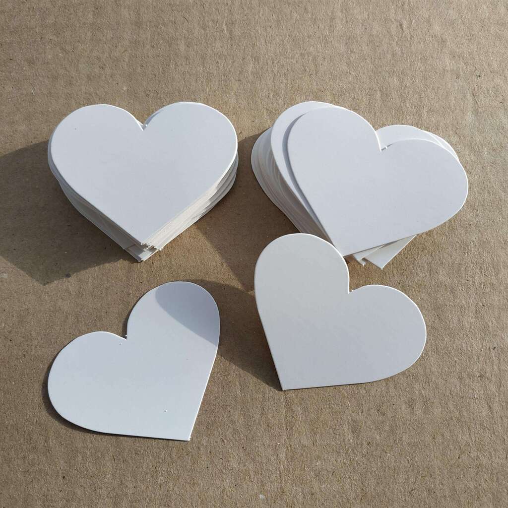 Вырубка из картона, Сердечко 8