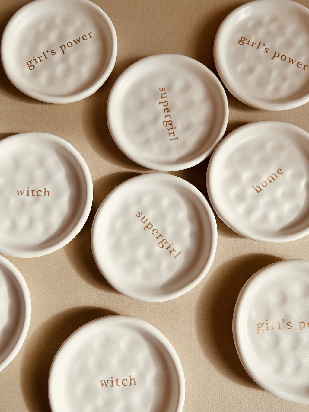 Блюдце для колец Text