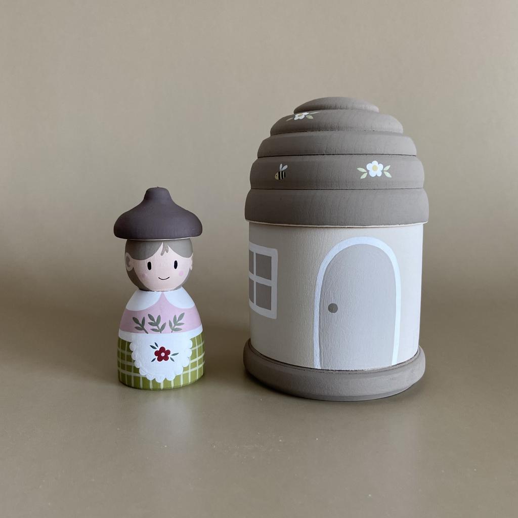 Домик бабушки Крапивы